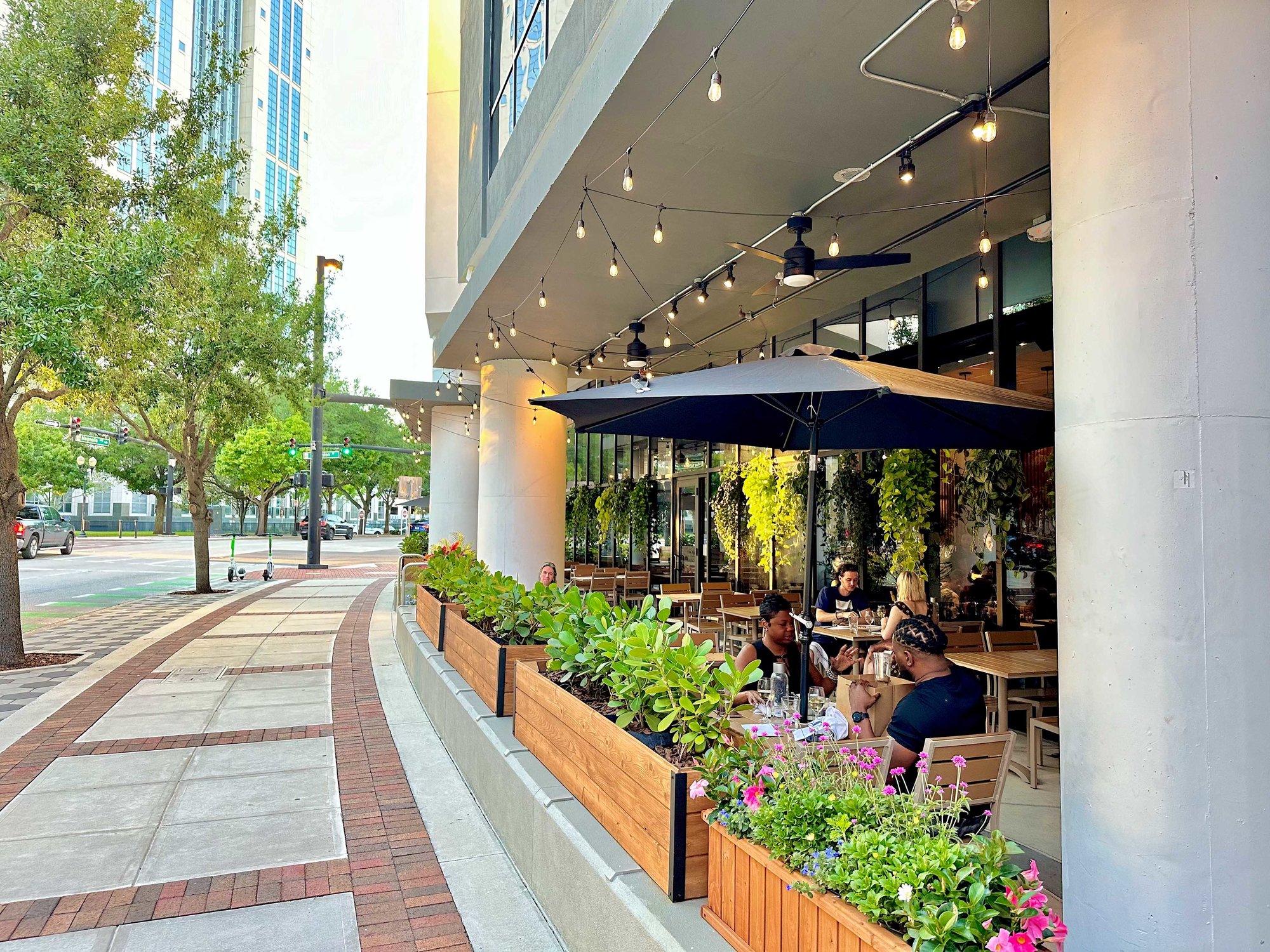 outdoor seating with greenery in downtown orlando